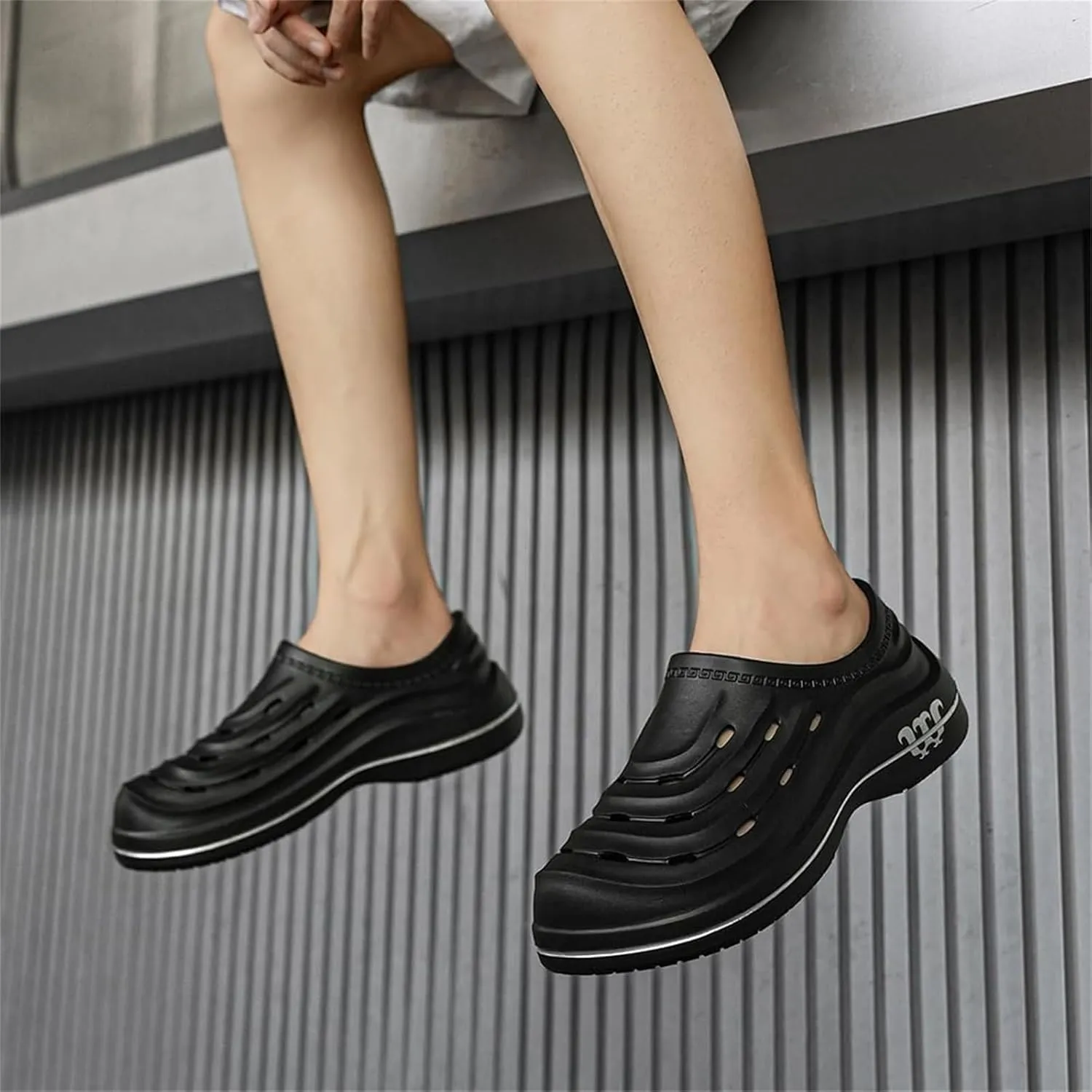 Armadillo Clogs Nurses Shoes for Women Men Non Slip Work Shoes Women Food Service Chef Shoe for Men Non Slip Kitchen Shoe Clogs Oil Resistant Nursing Arch Support Waterproof Wide Width Sneakers Garden