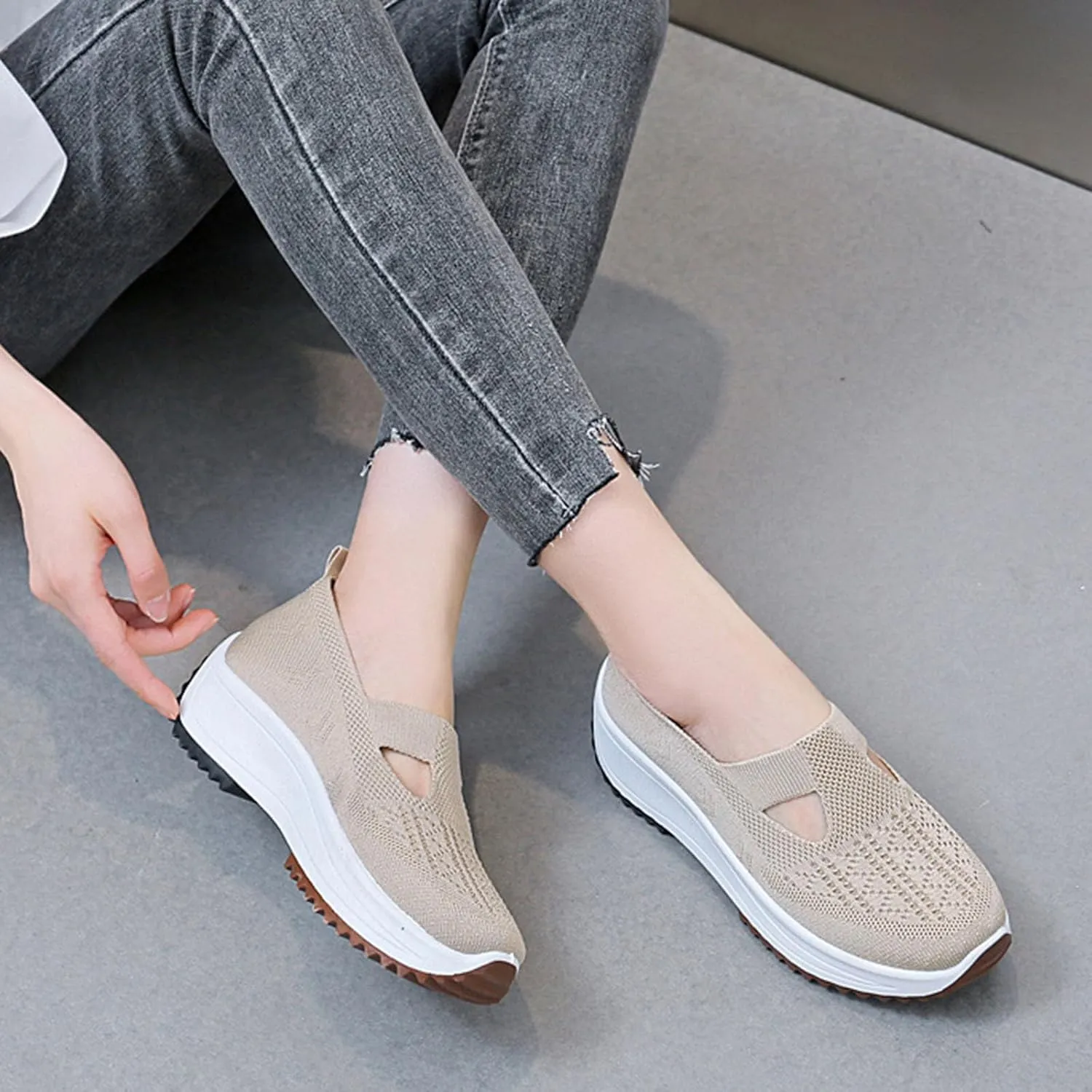 Fashion Summer Women Sports Shoes Flat Bottom Non Slip Mesh Hollow Upper Breathable Soft Slip On Low Top Platform Shoe
