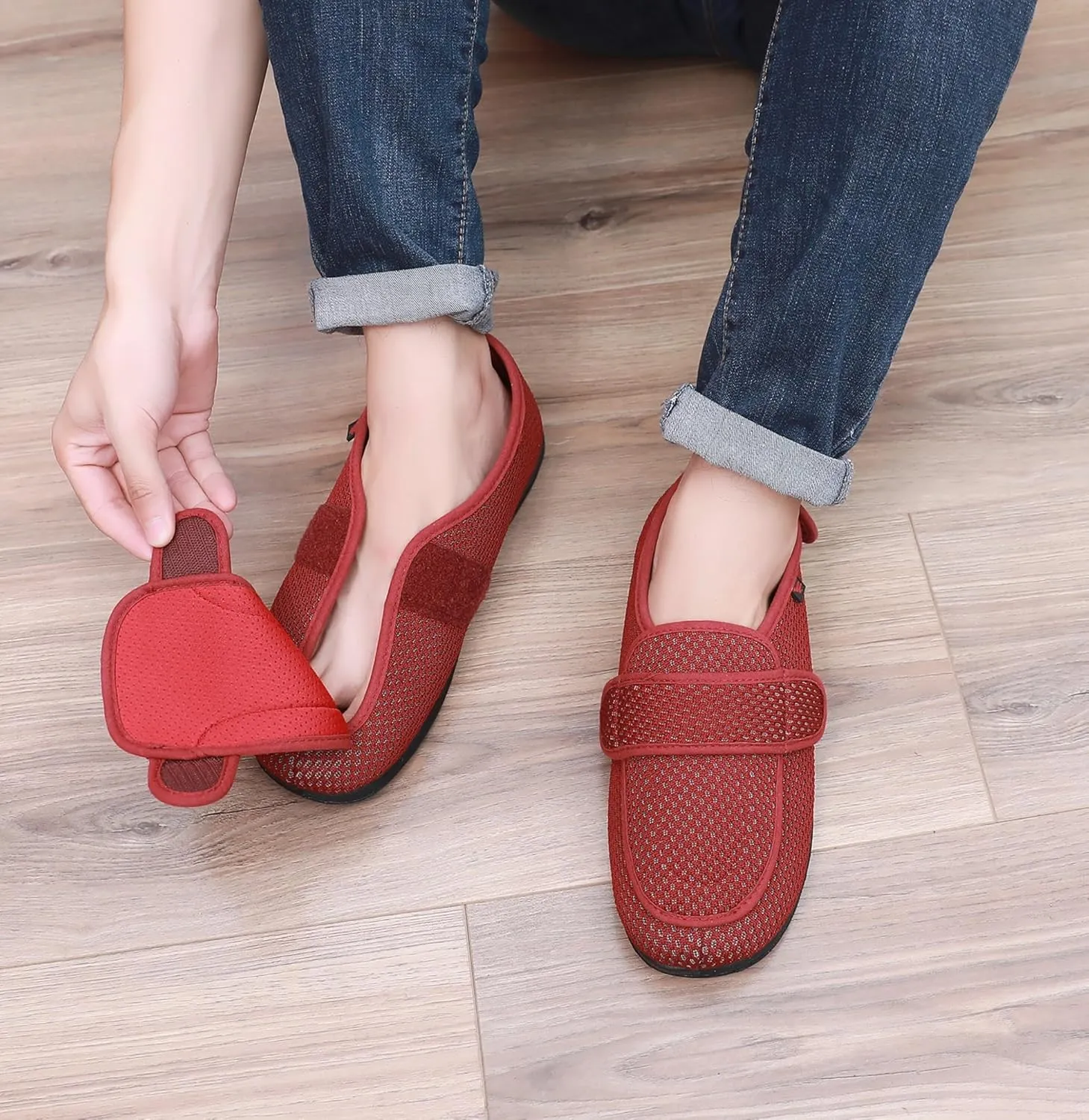 Men's Comfortable Diabetic Shoes - Extra Wide Slip-On for Swollen Feet & Elderly | Breathable & Adjustable