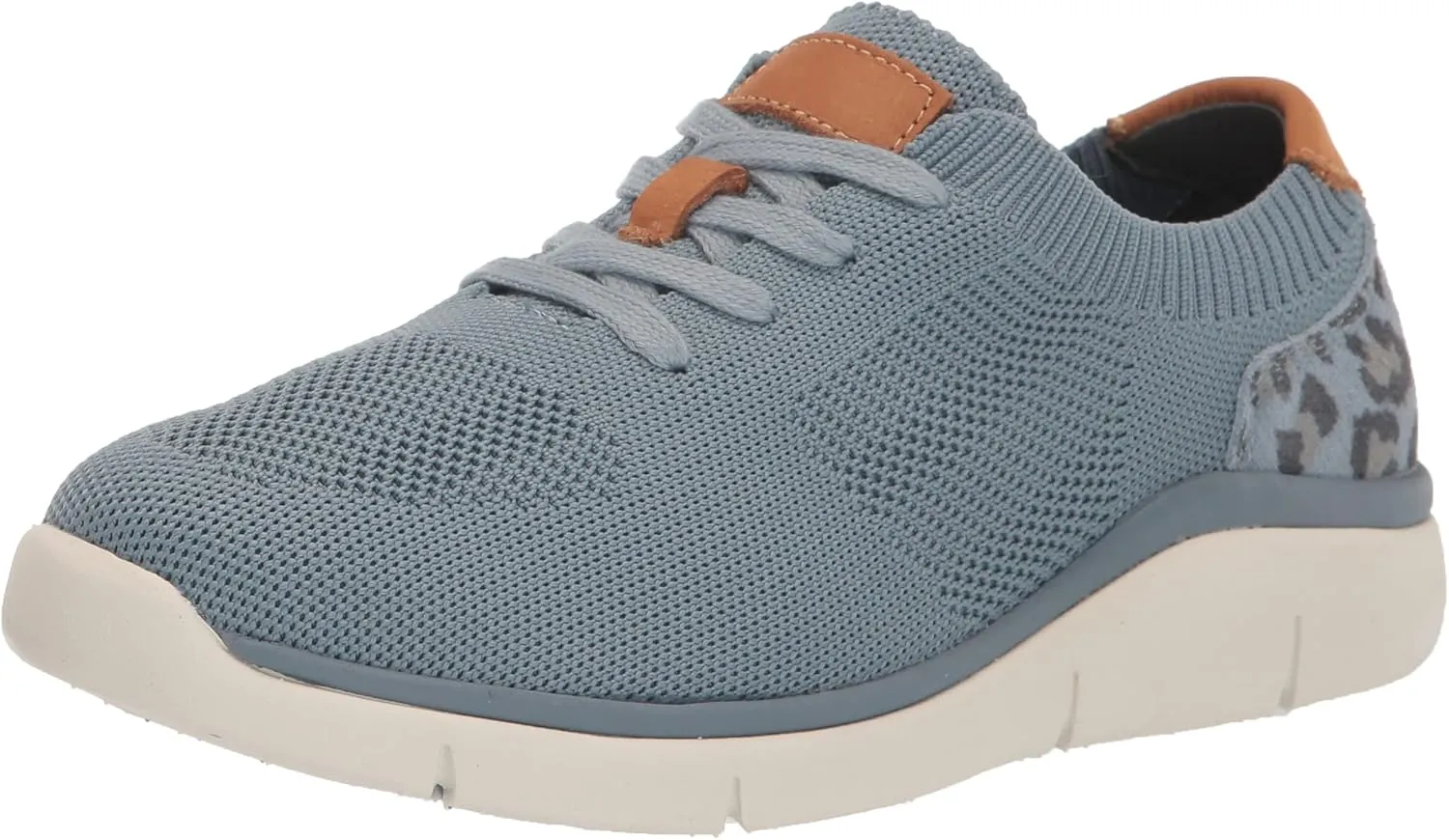 Propt Women's Sachi Breathable Lace Up Casual Sneaker