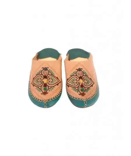 Round babouche slipper