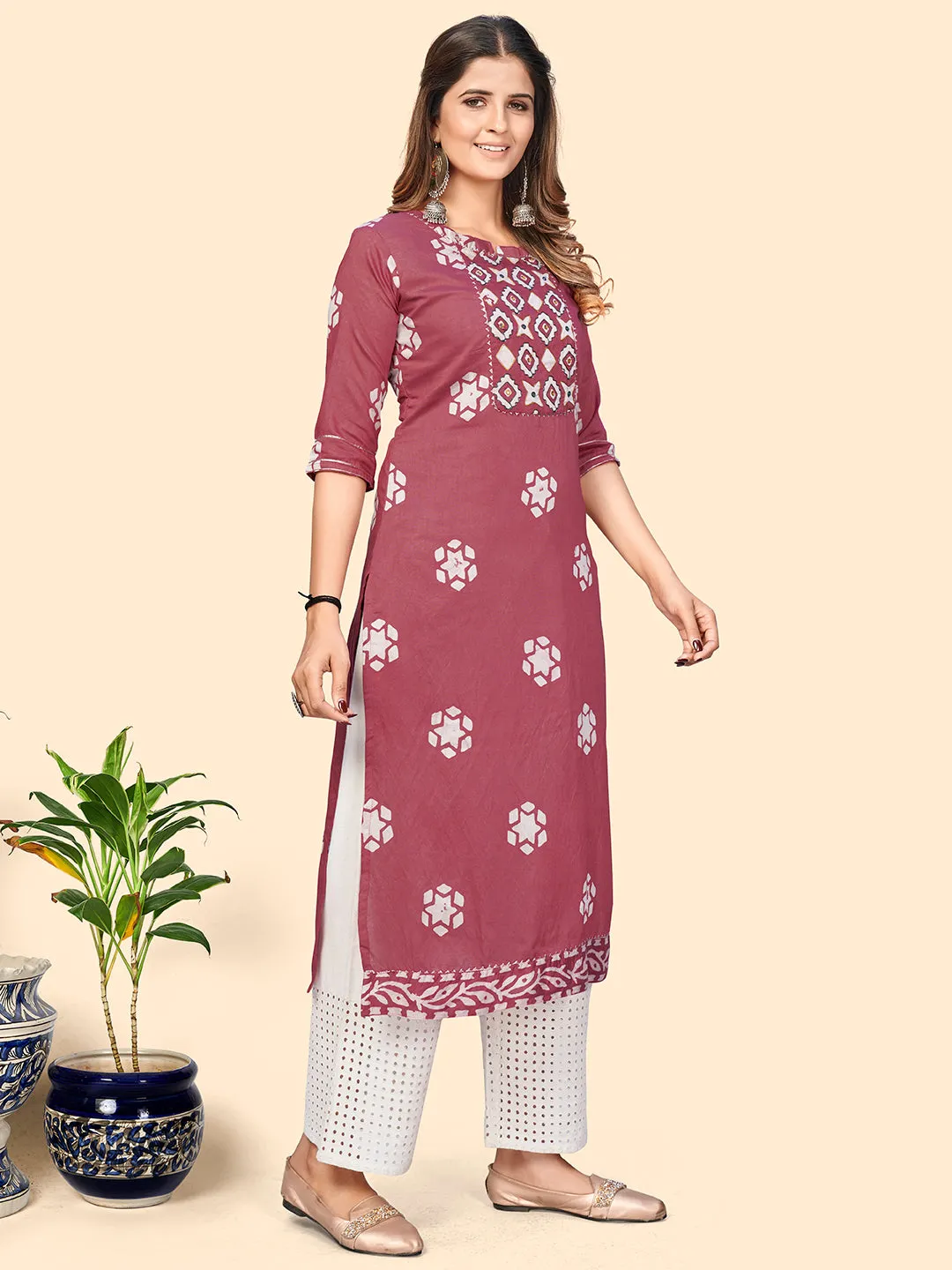 Women'S Batik Print & Mirror Straight Chanderi Magenta Stitched Kurta With Dupatta