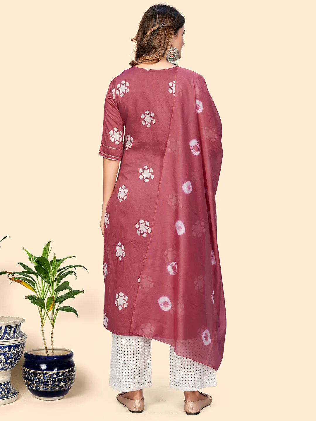 Women'S Batik Print & Mirror Straight Chanderi Magenta Stitched Kurta With Dupatta