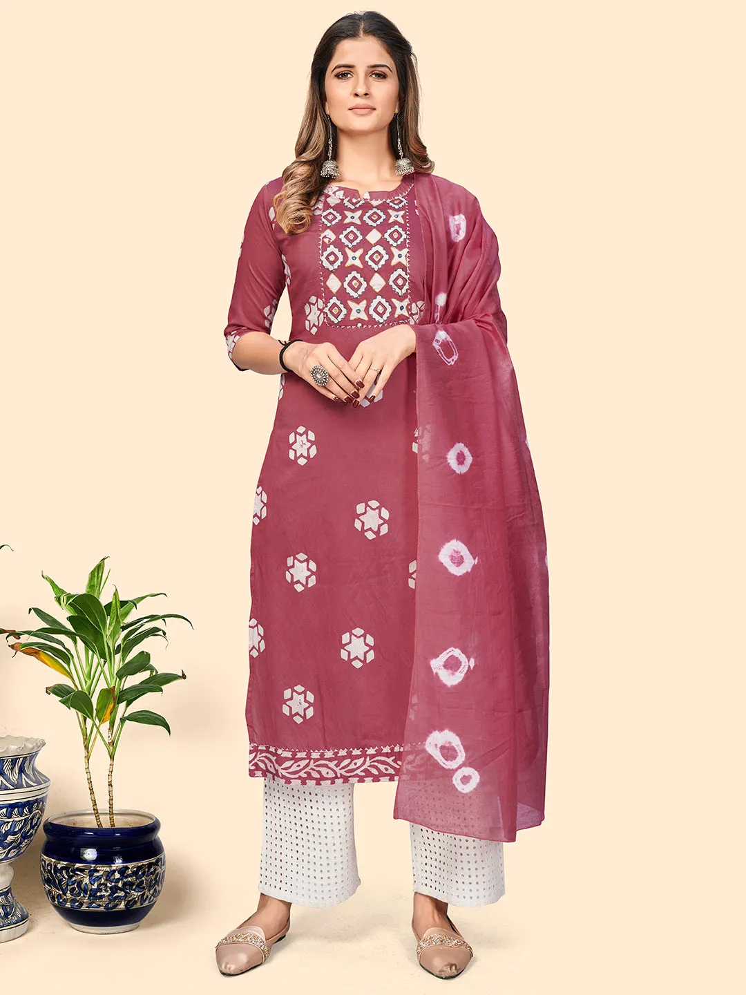 Women'S Batik Print & Mirror Straight Chanderi Magenta Stitched Kurta With Dupatta