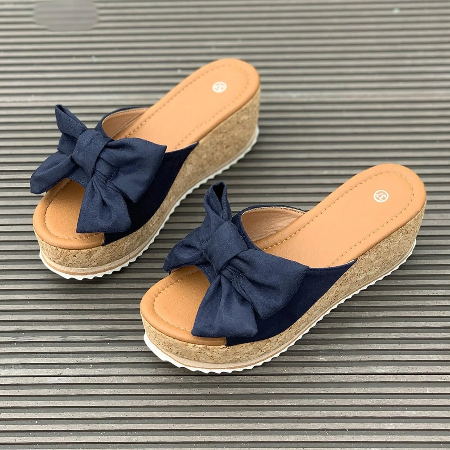 Womens Outdoor Beach Non-Slip Thick Wedge Slippers Wide Width Slip On Peep Toe Bow Non-Slip Summer Slingback Slipper Vacation Travel Going Out Flip Flops 2025 Platform Heel Shoes Sandals