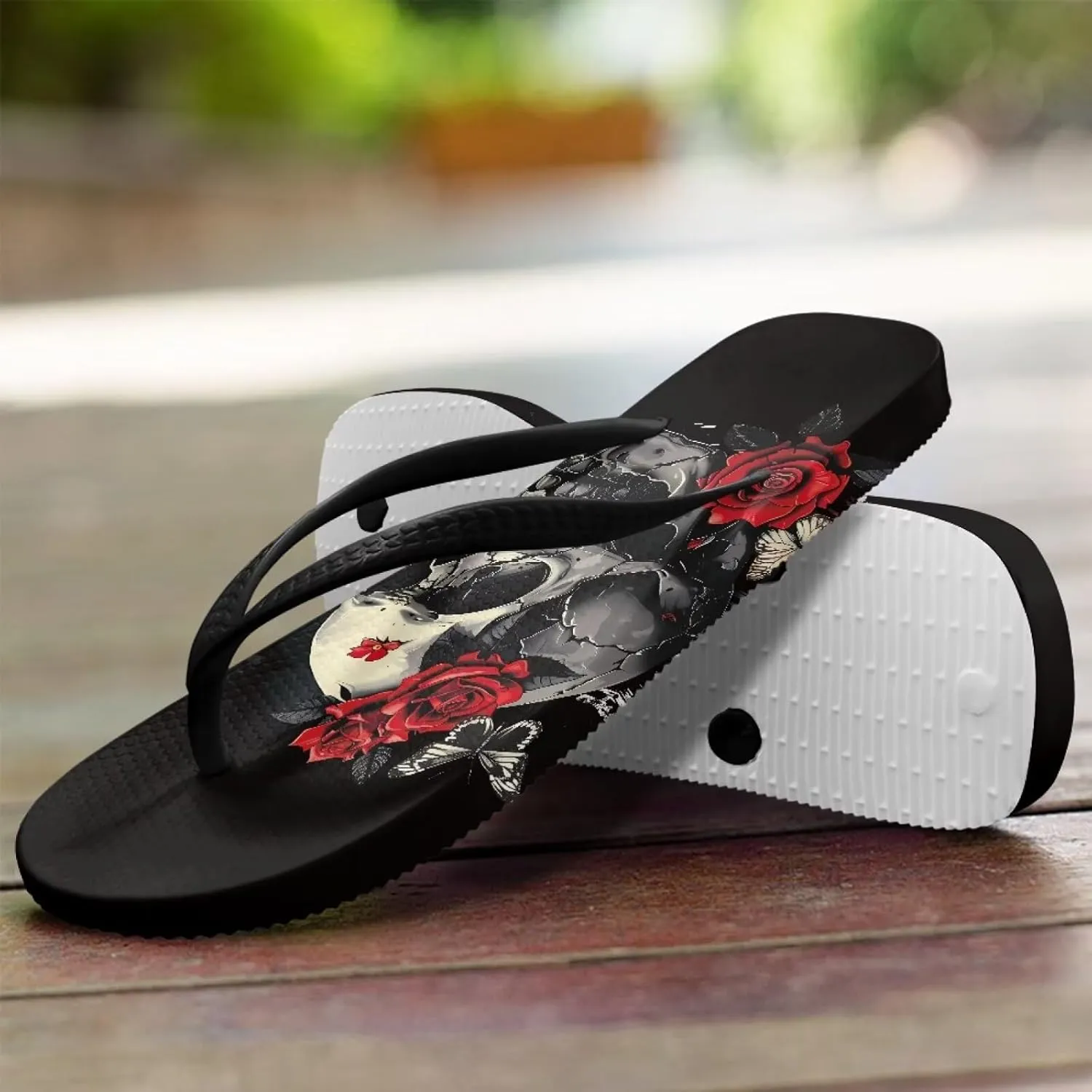 Womens Skull Flip Flops Flat Sandals Comfortable Thong Slippers Non-Slip Bathroom Shower Shoes